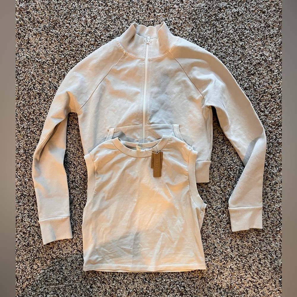 Skims outdoor set / jacket and crop tank